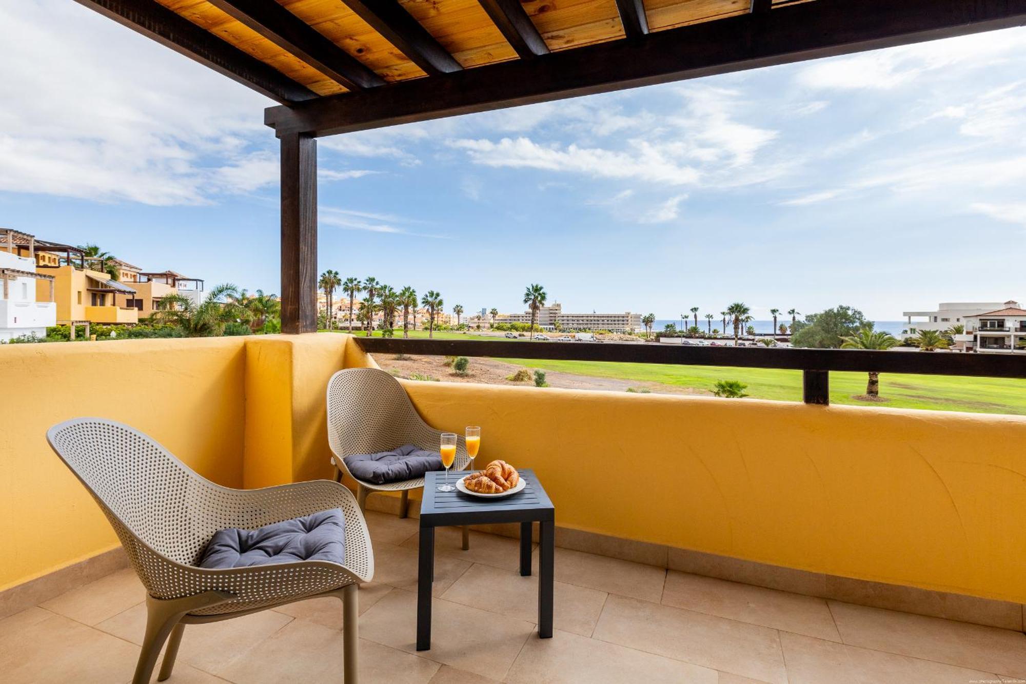 Villa With 4 Bedrooms And Private Heated Pool Σαν Μιγκέλ ντε Αμπόνα Εξωτερικό φωτογραφία