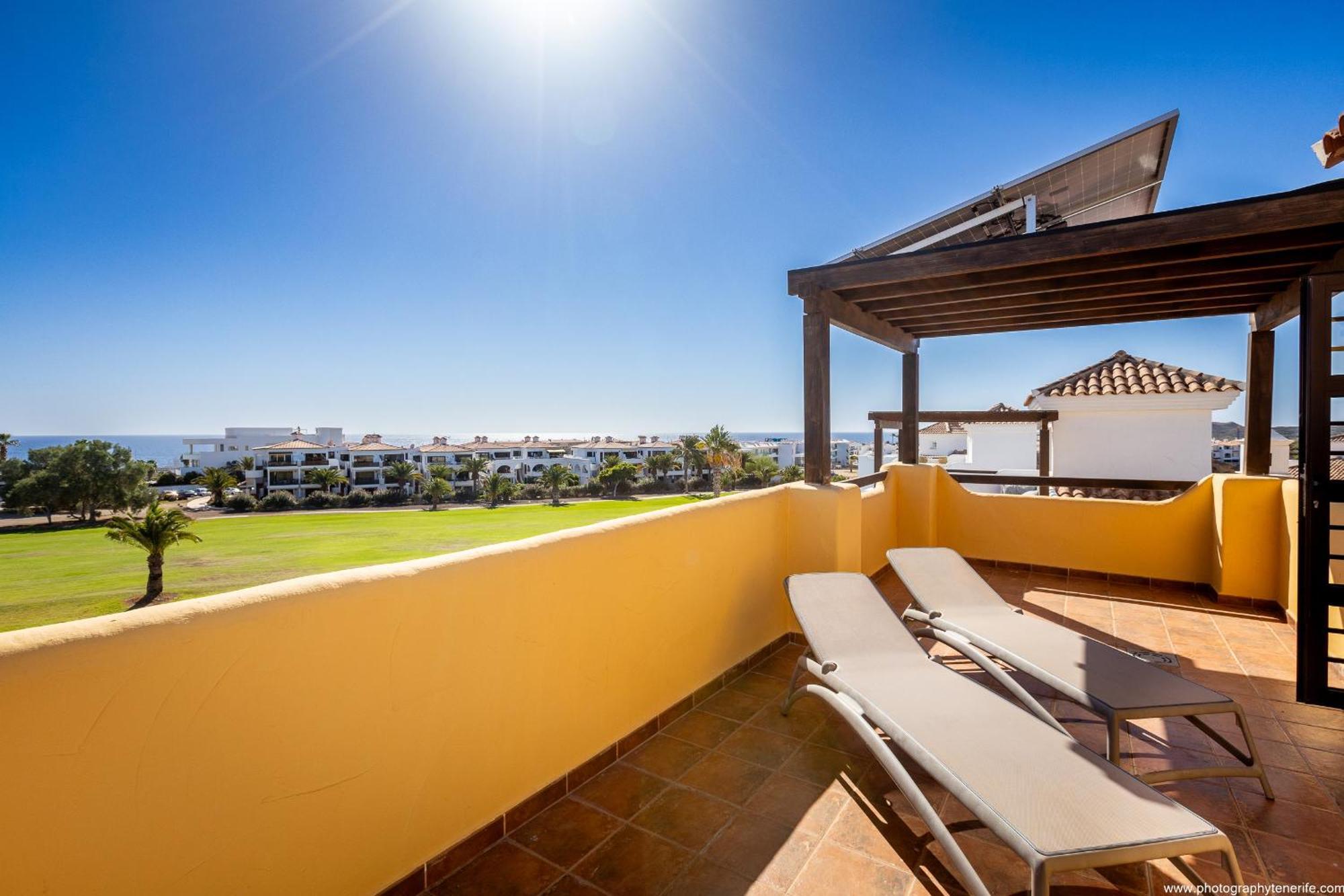 Villa With 4 Bedrooms And Private Heated Pool Σαν Μιγκέλ ντε Αμπόνα Εξωτερικό φωτογραφία