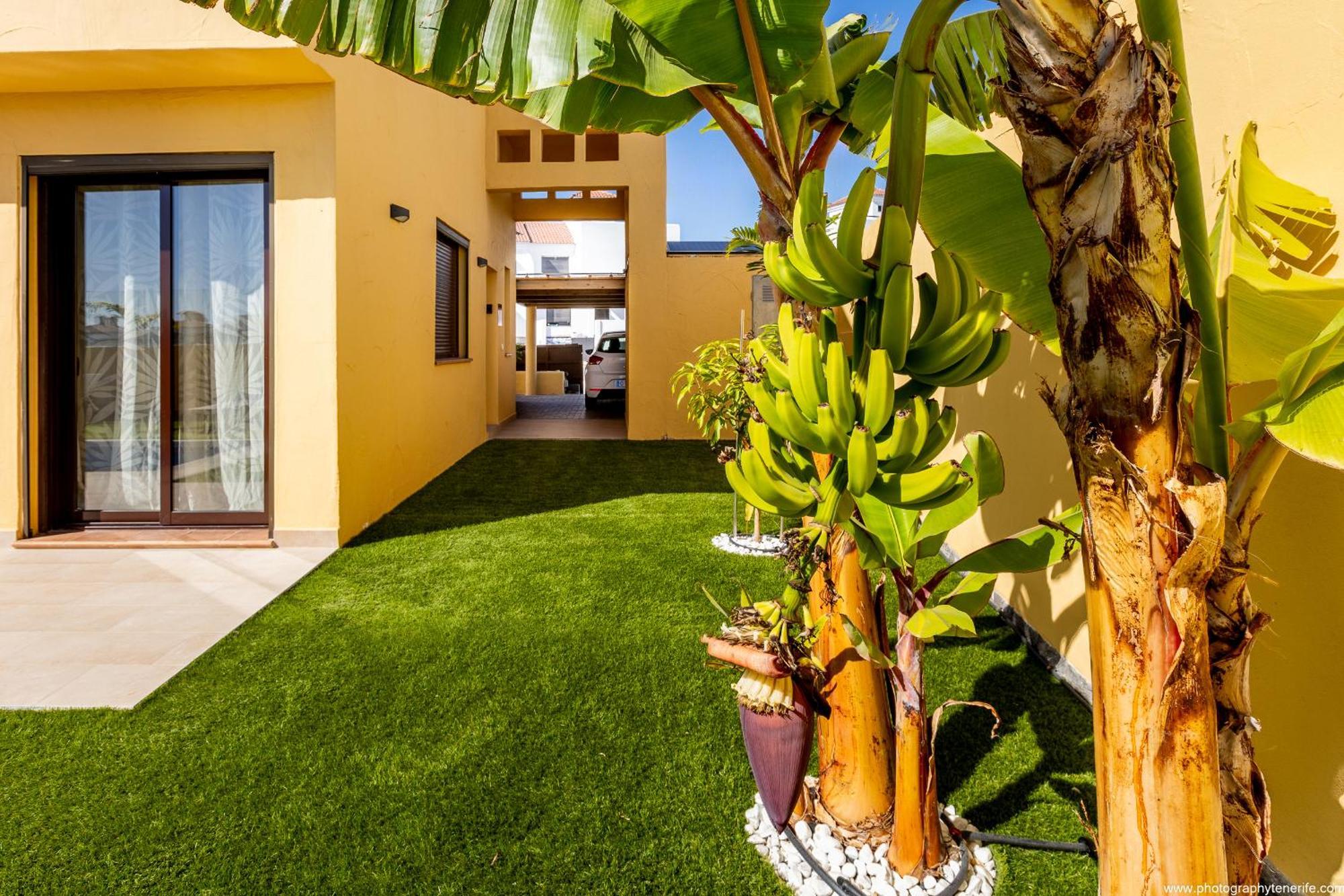 Villa With 4 Bedrooms And Private Heated Pool Σαν Μιγκέλ ντε Αμπόνα Εξωτερικό φωτογραφία