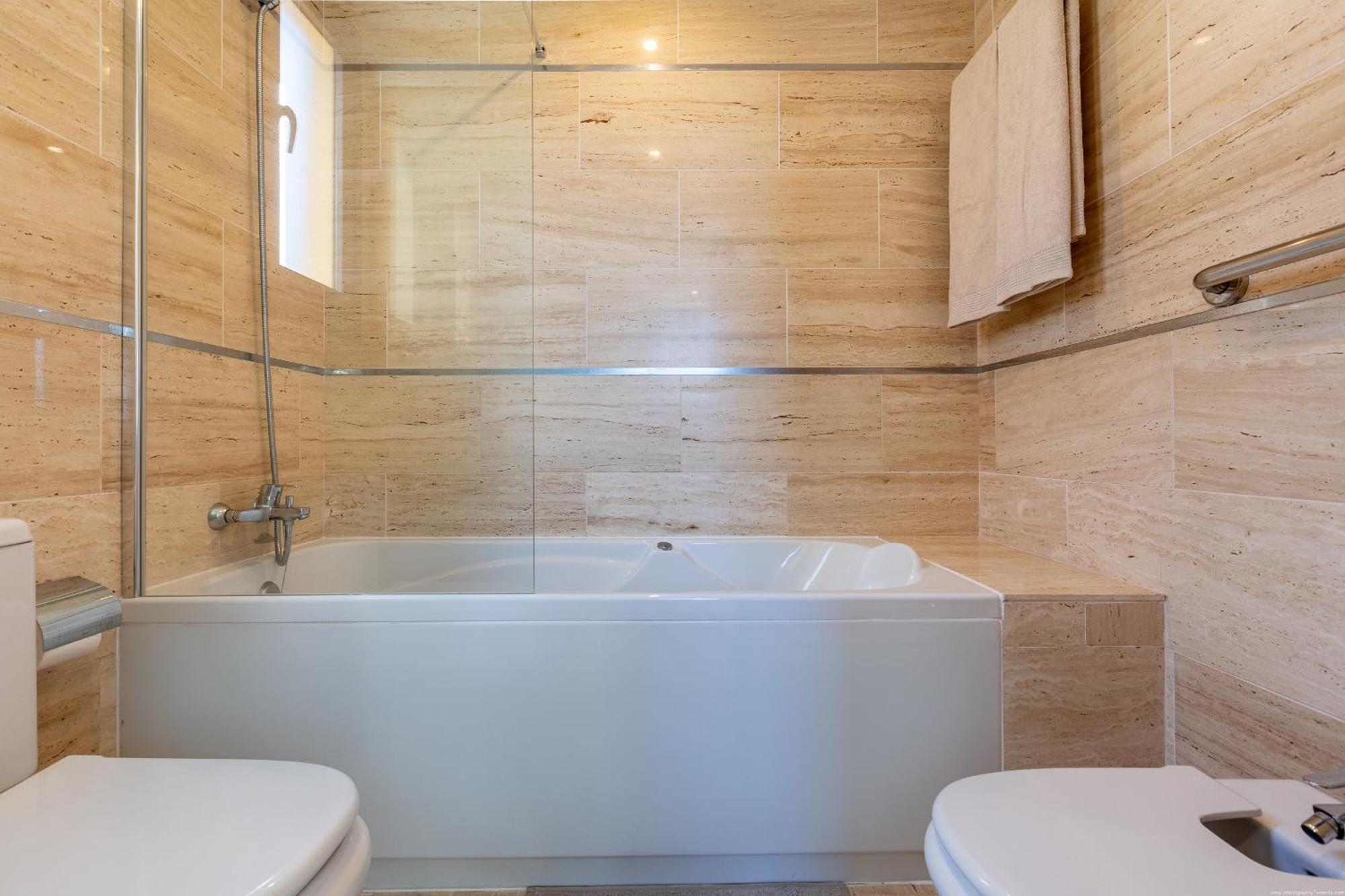 Villa With 4 Bedrooms And Private Heated Pool Σαν Μιγκέλ ντε Αμπόνα Εξωτερικό φωτογραφία