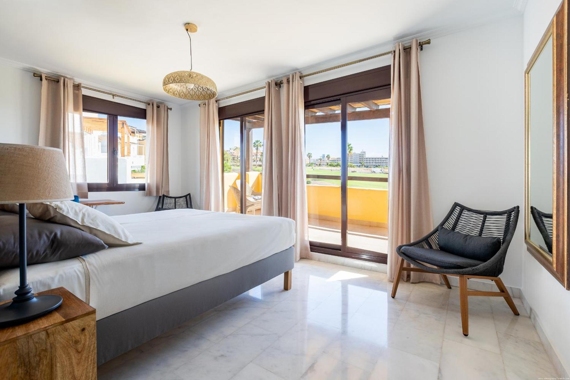 Villa With 4 Bedrooms And Private Heated Pool Σαν Μιγκέλ ντε Αμπόνα Εξωτερικό φωτογραφία