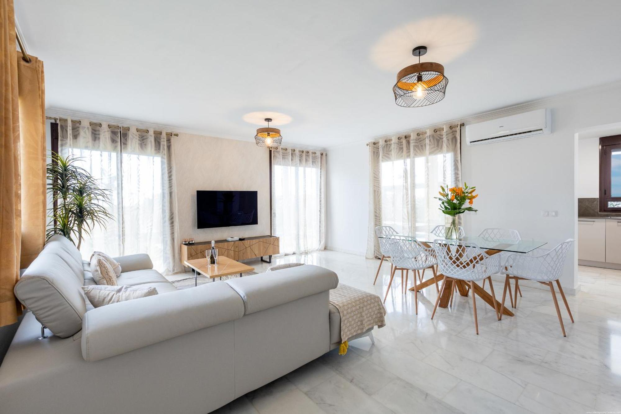 Villa With 4 Bedrooms And Private Heated Pool Σαν Μιγκέλ ντε Αμπόνα Εξωτερικό φωτογραφία
